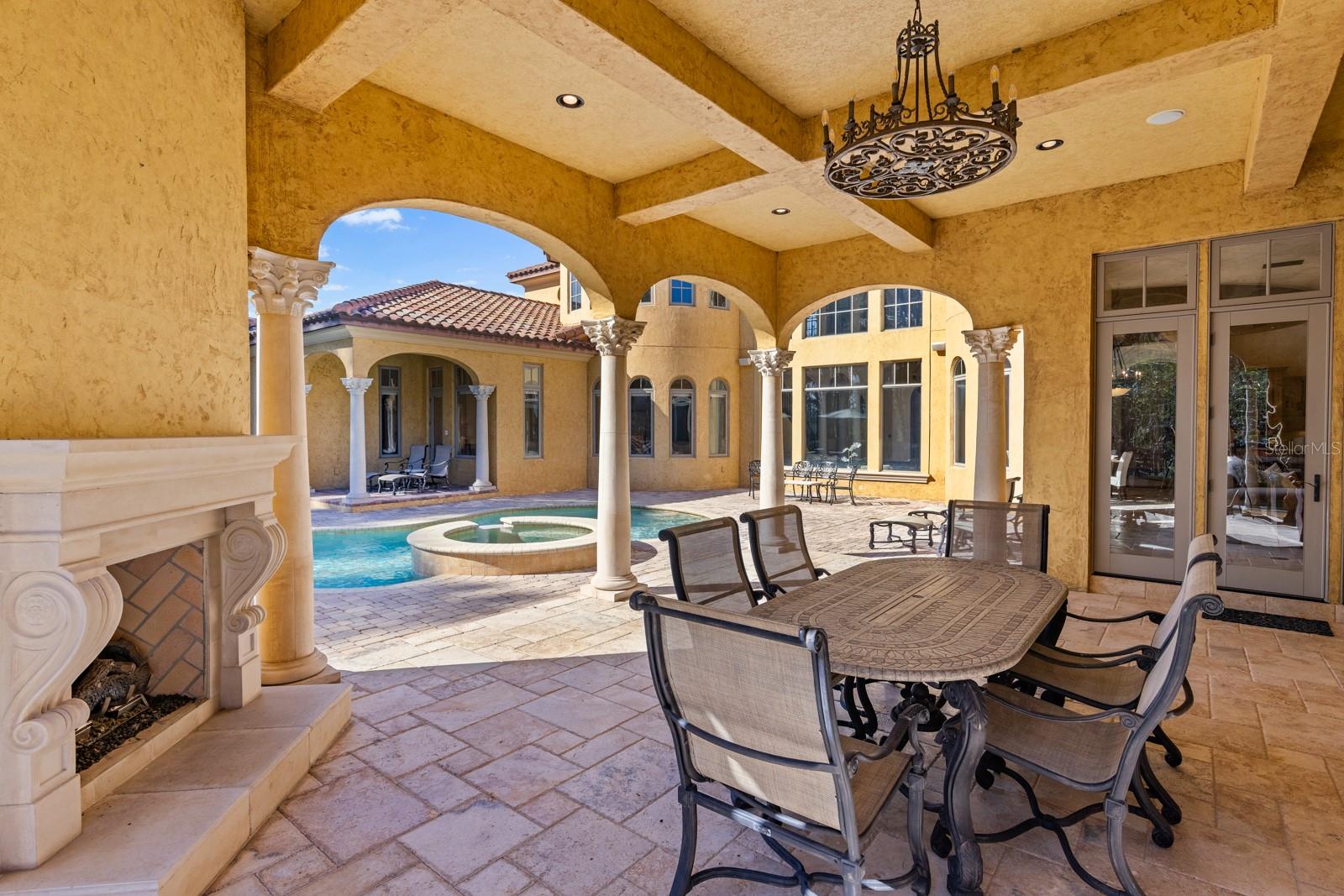 9205 TIBET POINTE CIR