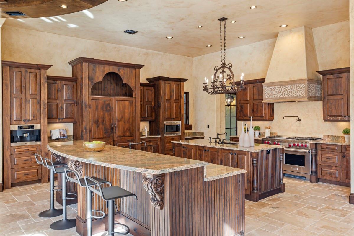 9205 TIBET POINTE CIR