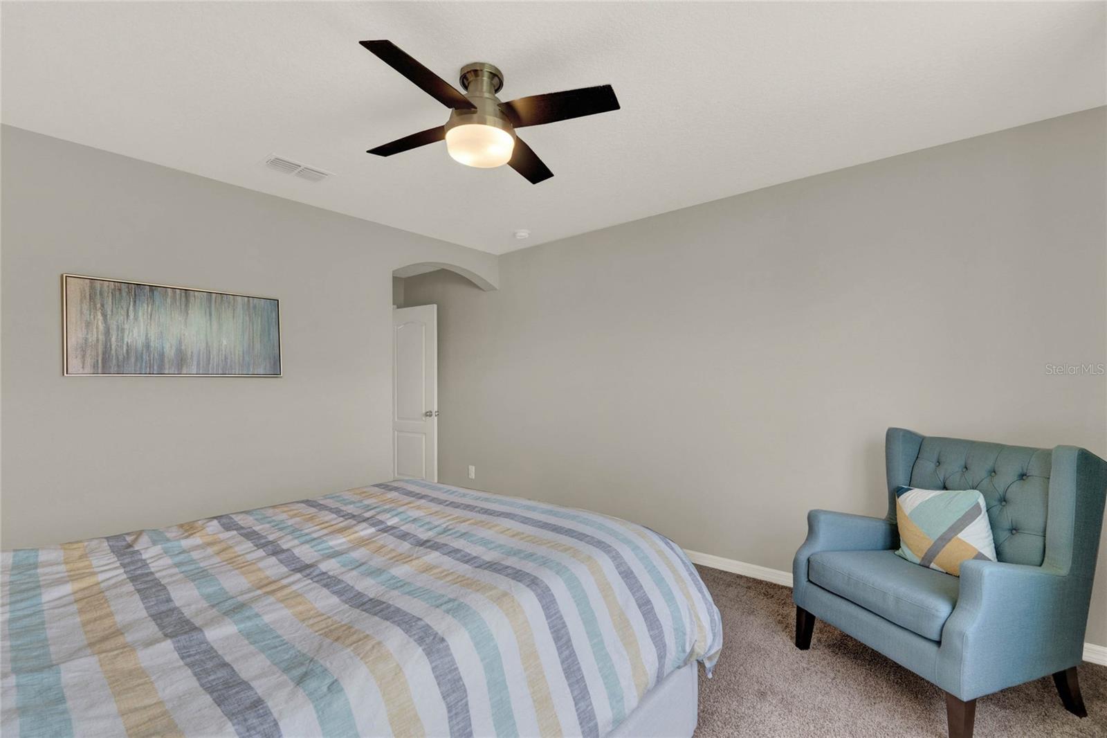 14204 COLONIAL POINTE DR