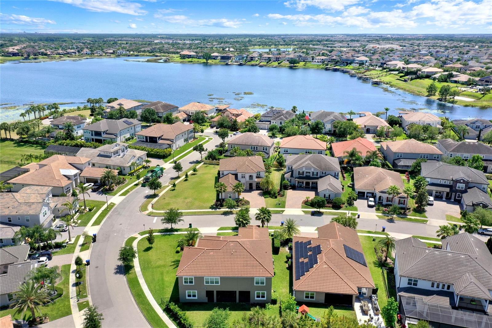 14204 COLONIAL POINTE DR