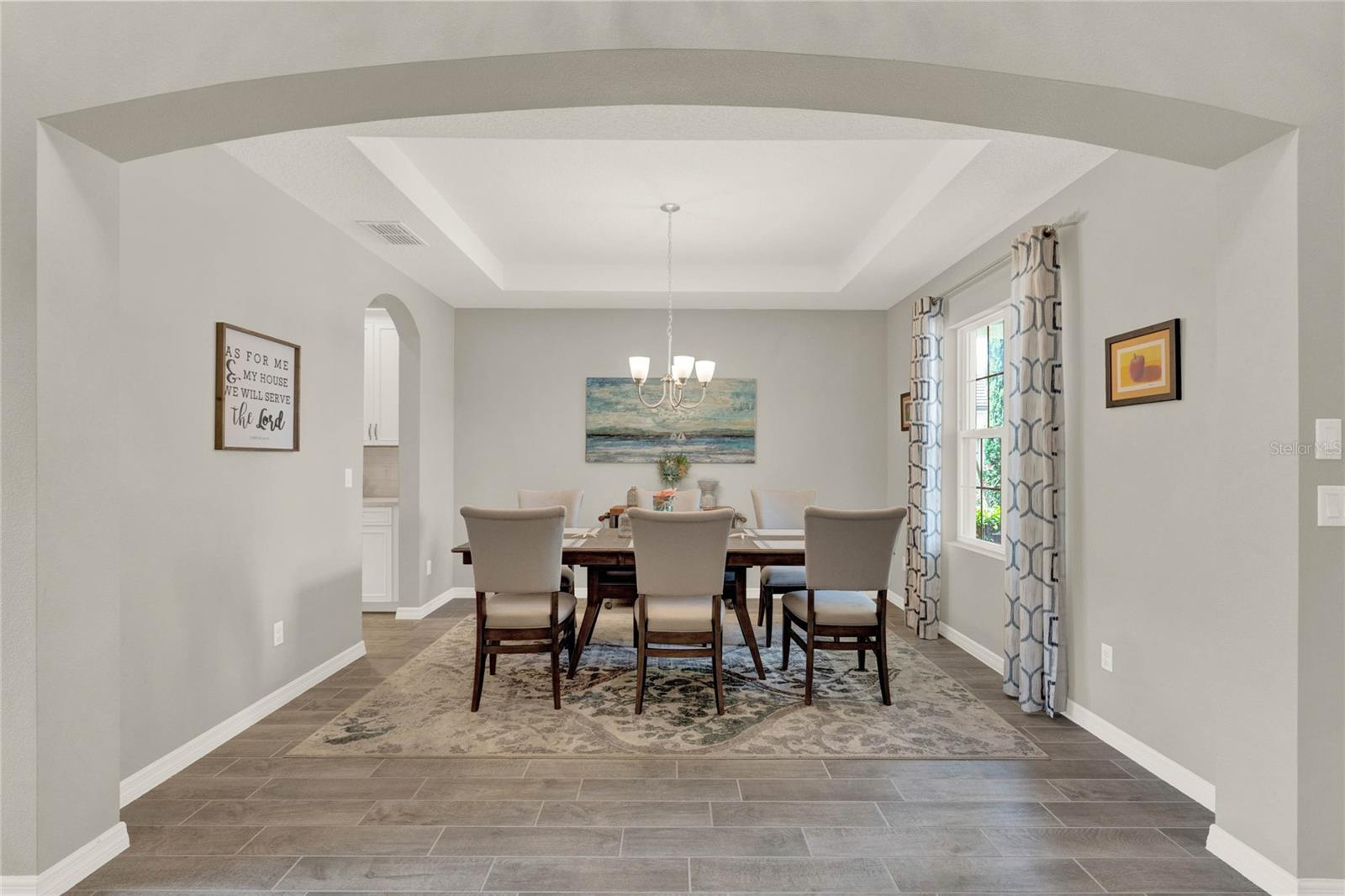 14204 COLONIAL POINTE DR