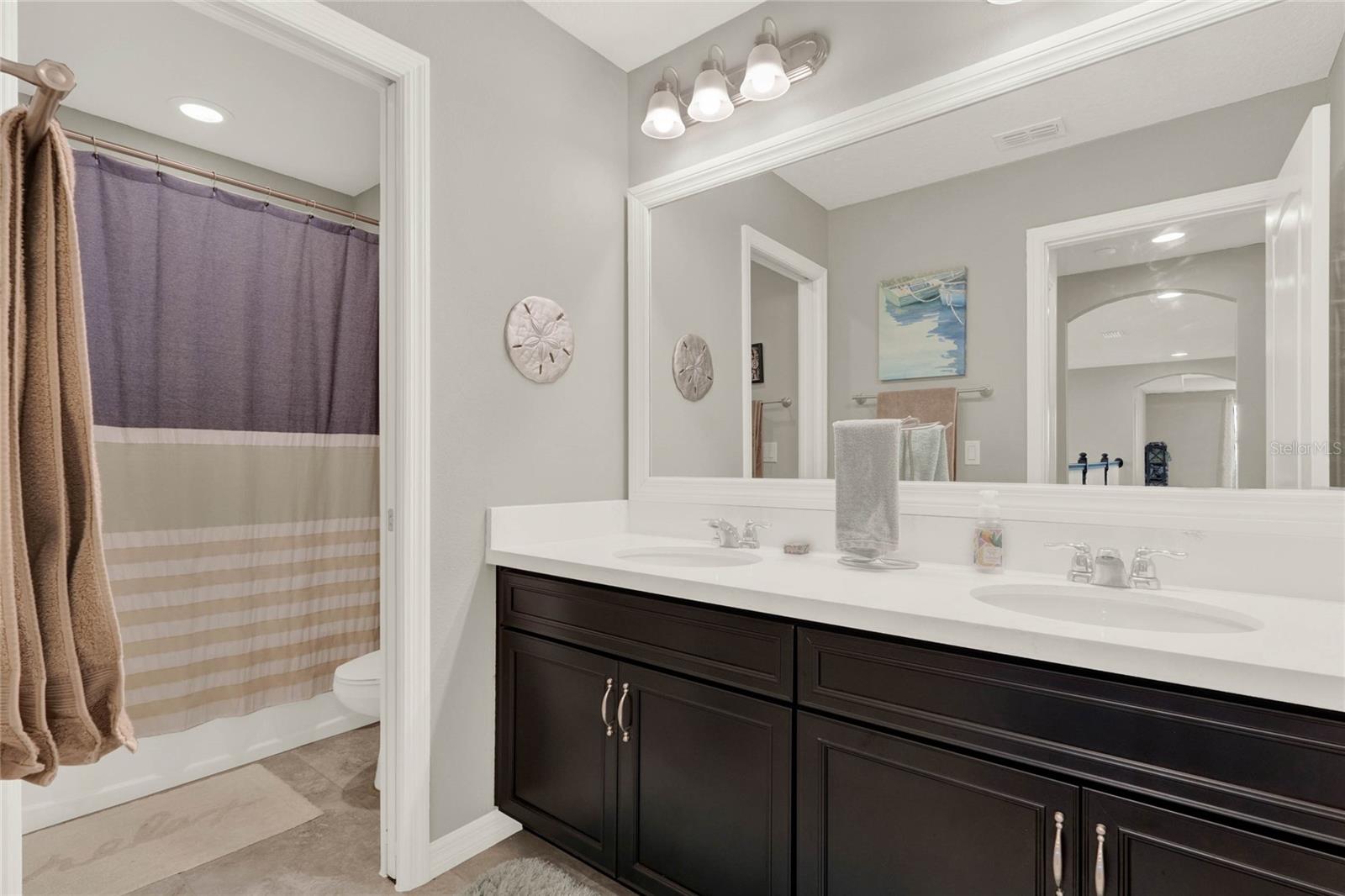 14204 COLONIAL POINTE DR