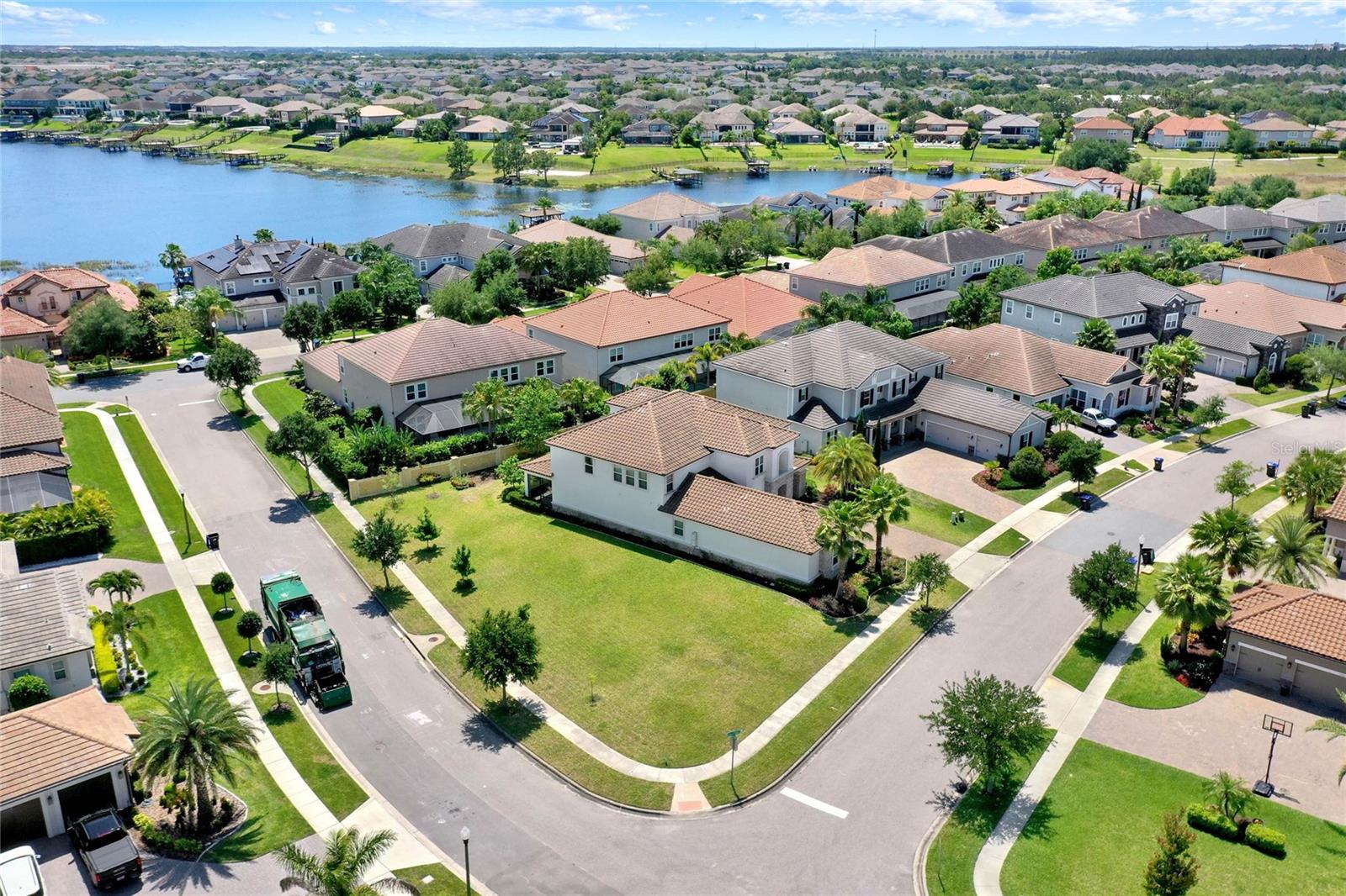 14204 COLONIAL POINTE DR