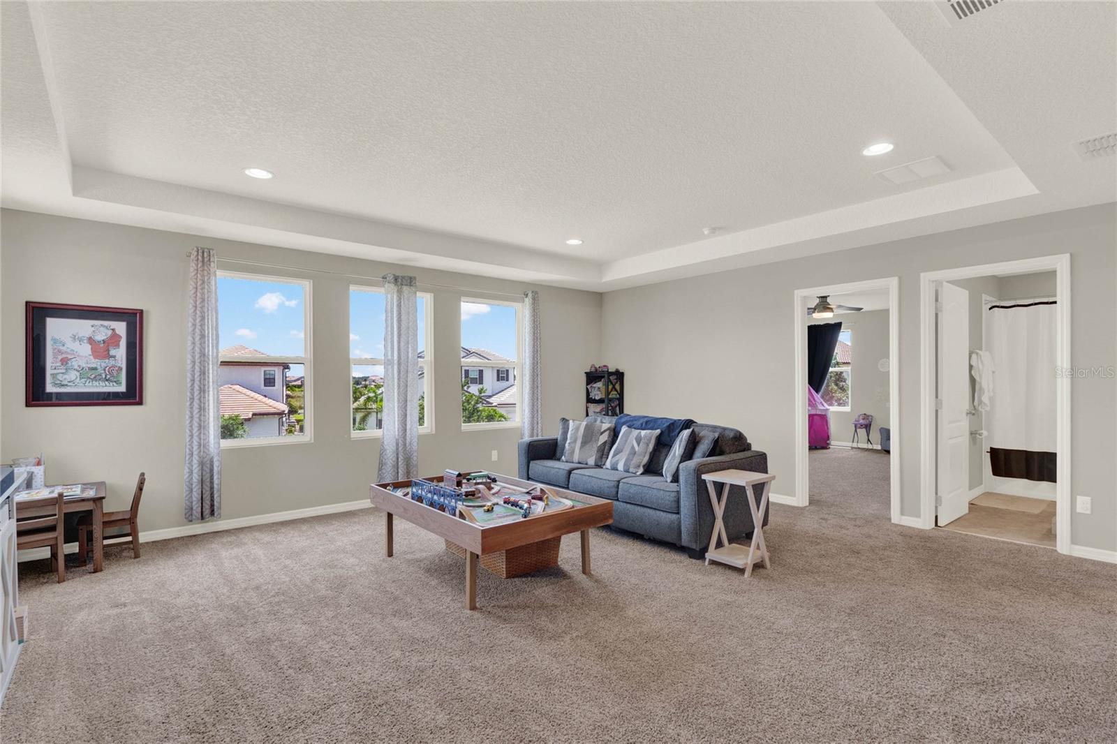 14204 COLONIAL POINTE DR