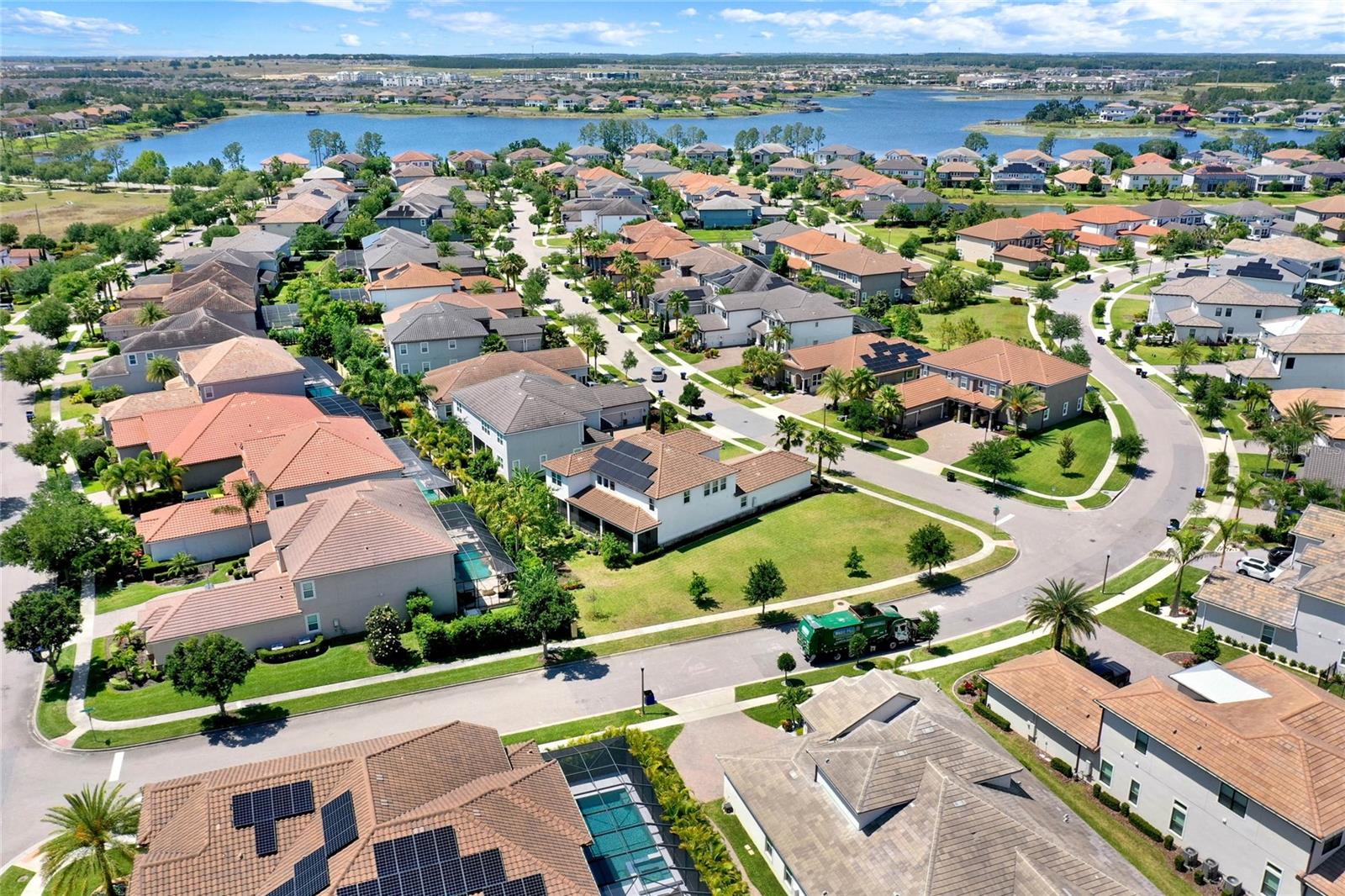 14204 COLONIAL POINTE DR