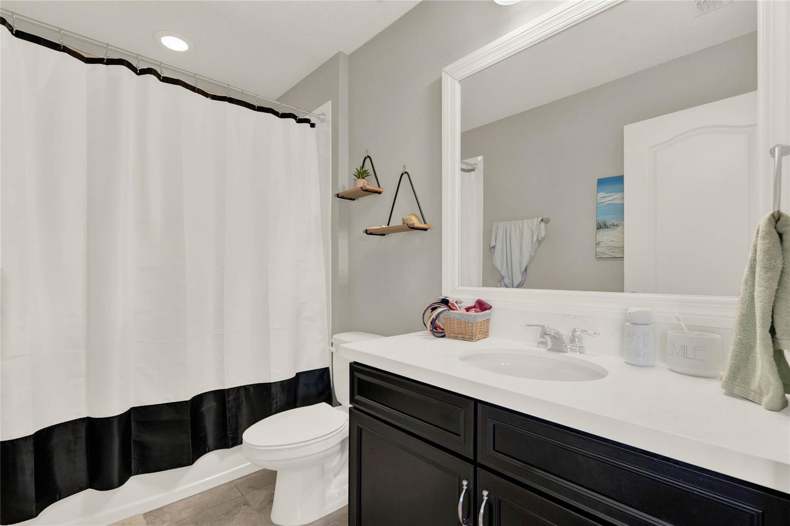 14204 COLONIAL POINTE DR