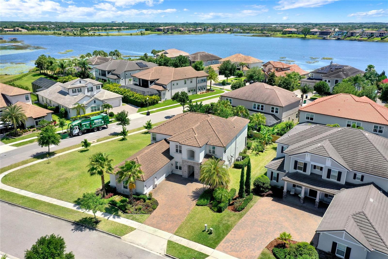 14204 COLONIAL POINTE DR