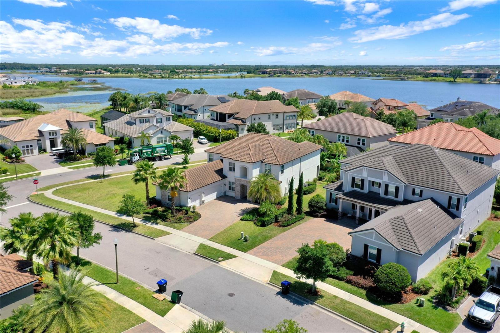 14204 COLONIAL POINTE DR