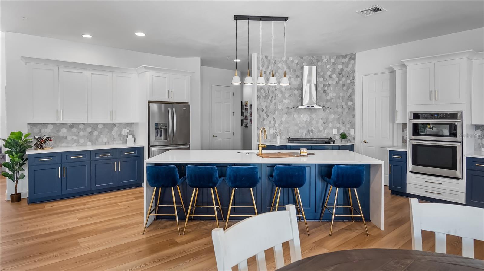 17117 HEARTWOOD LOOP