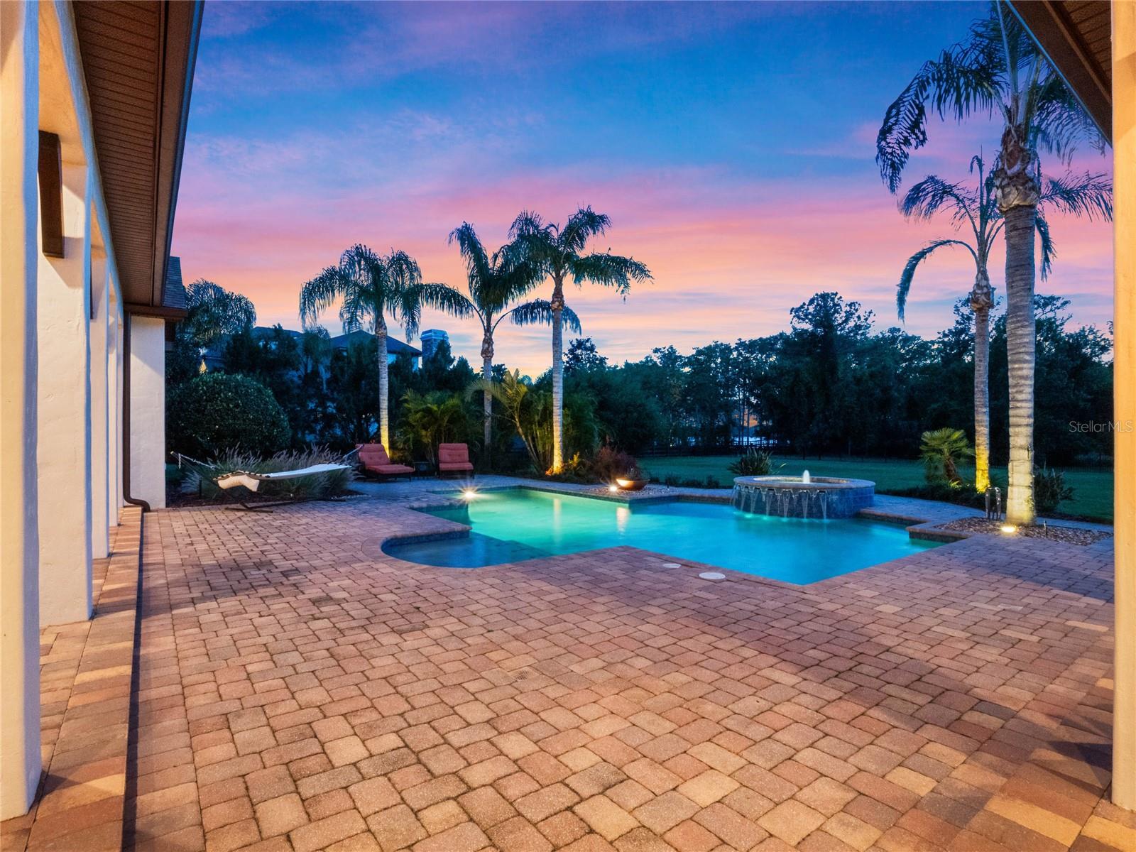 1526 BLUEWATER RUN