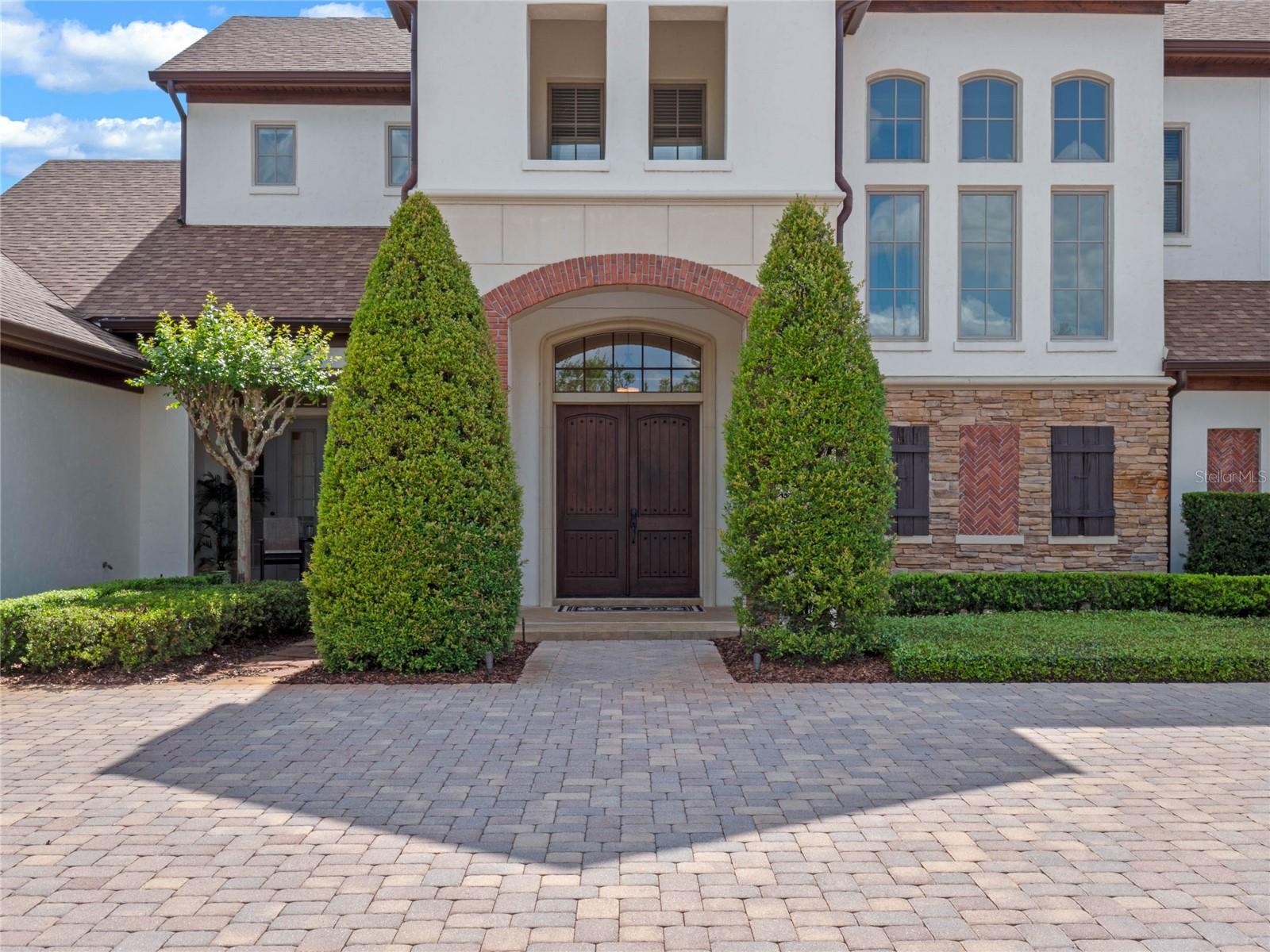 1526 BLUEWATER RUN