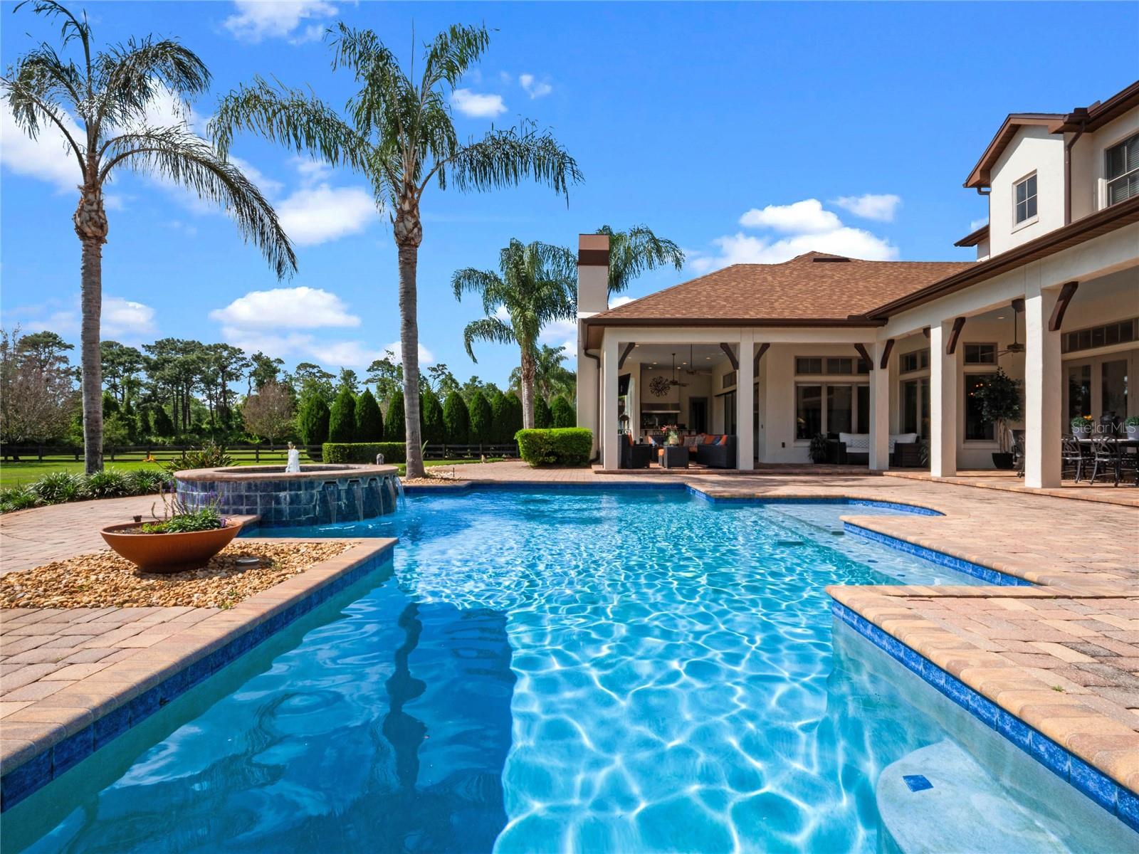 1526 BLUEWATER RUN