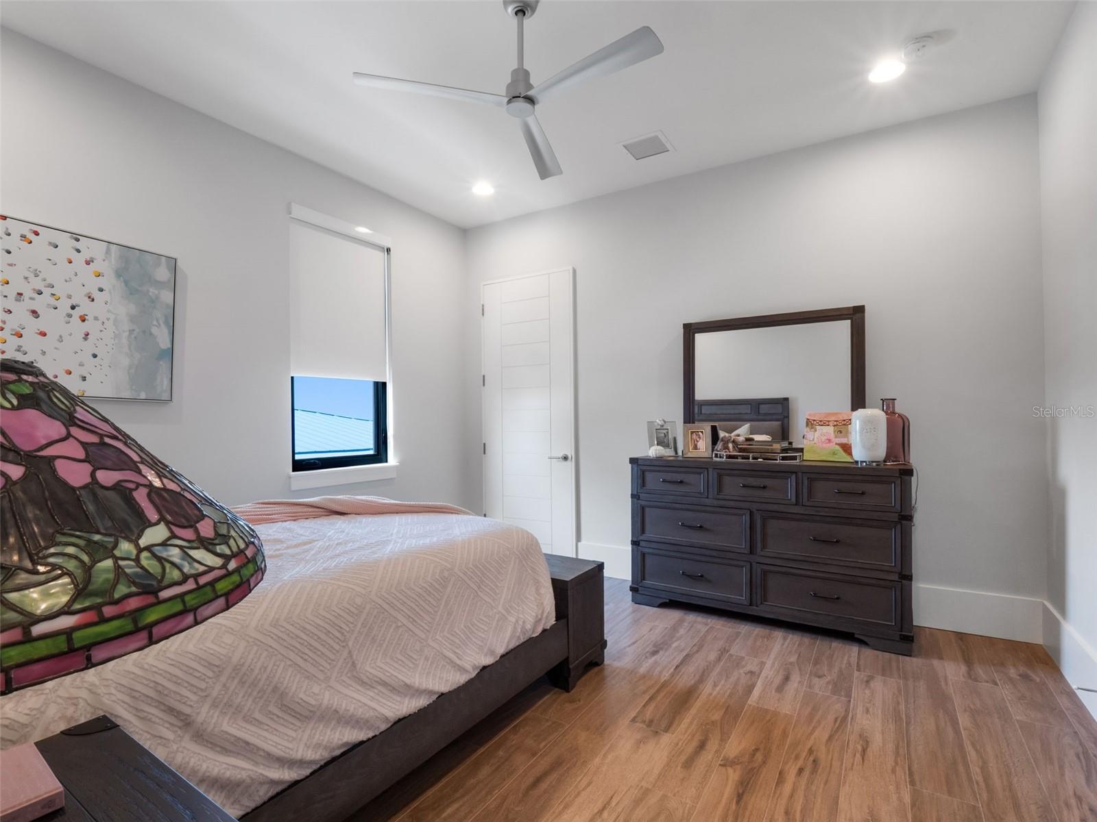 4647 VAN KLEECK DR