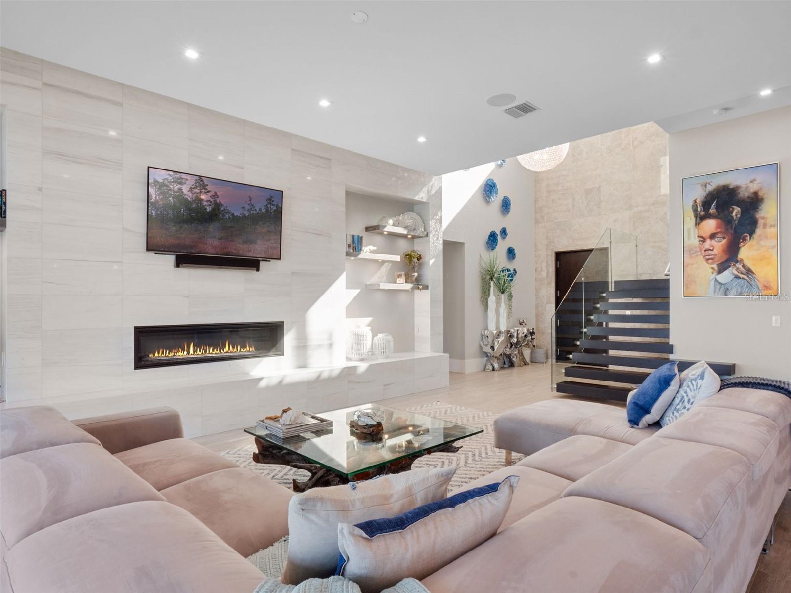 4647 VAN KLEECK DR