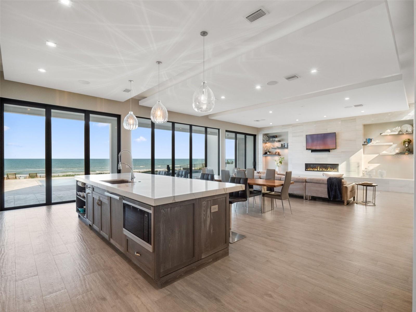 4647 VAN KLEECK DR