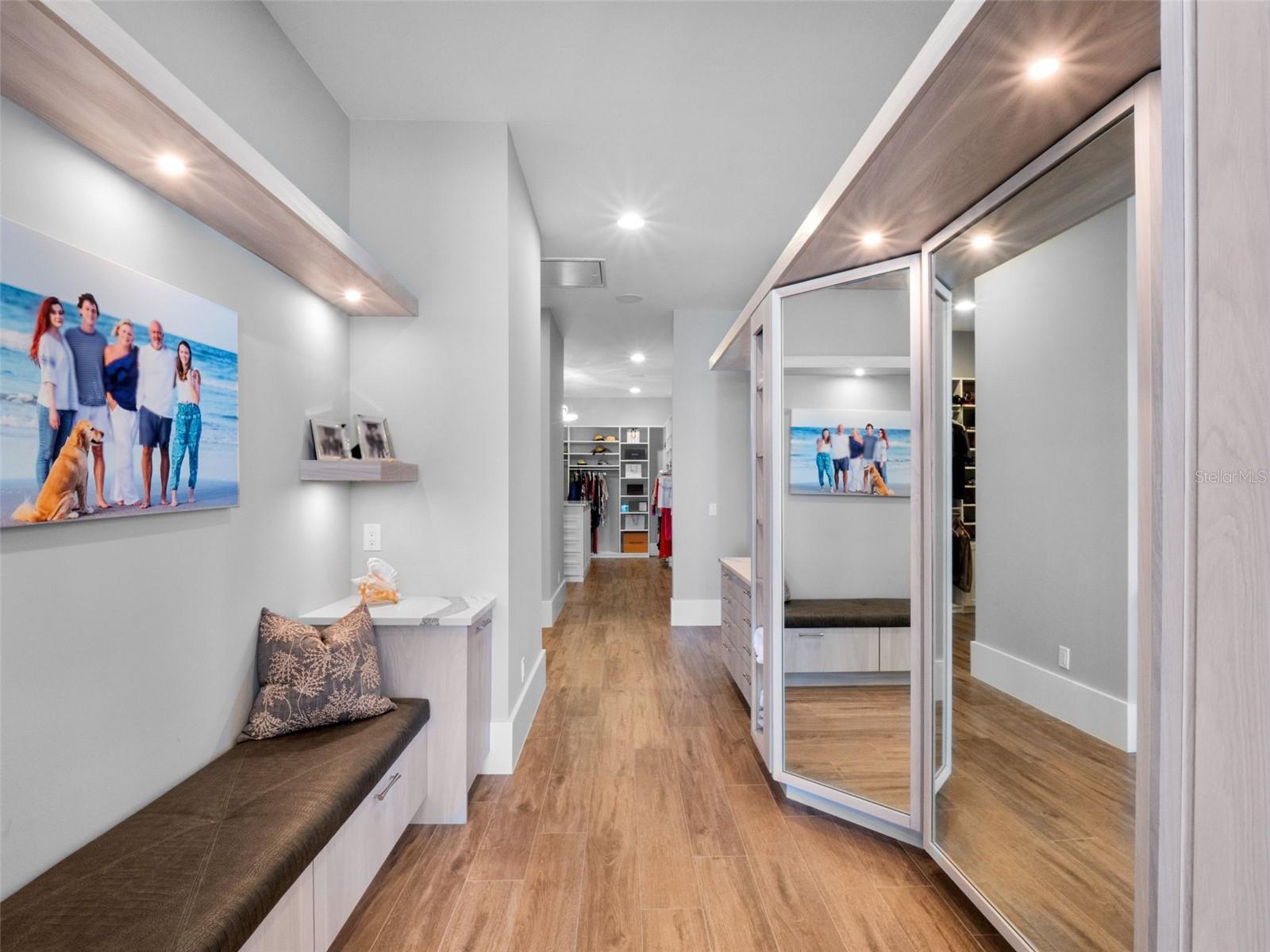4647 VAN KLEECK DR