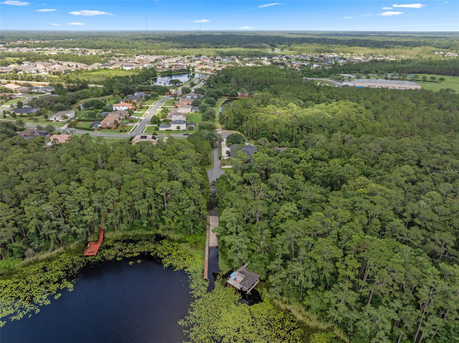 2750 LEE SHORE LOOP