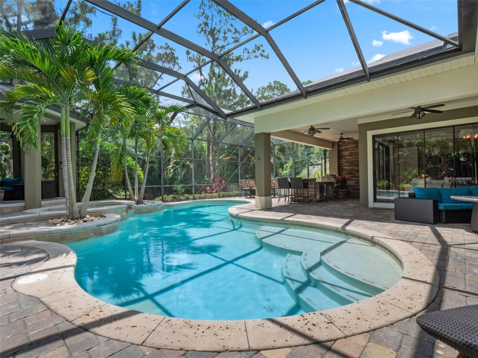 2750 LEE SHORE LOOP