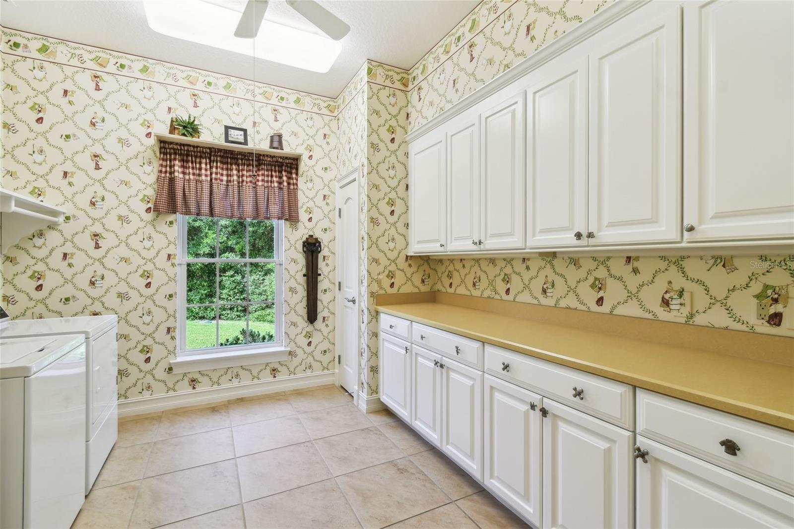 1745 TAYLOR WOODS RD