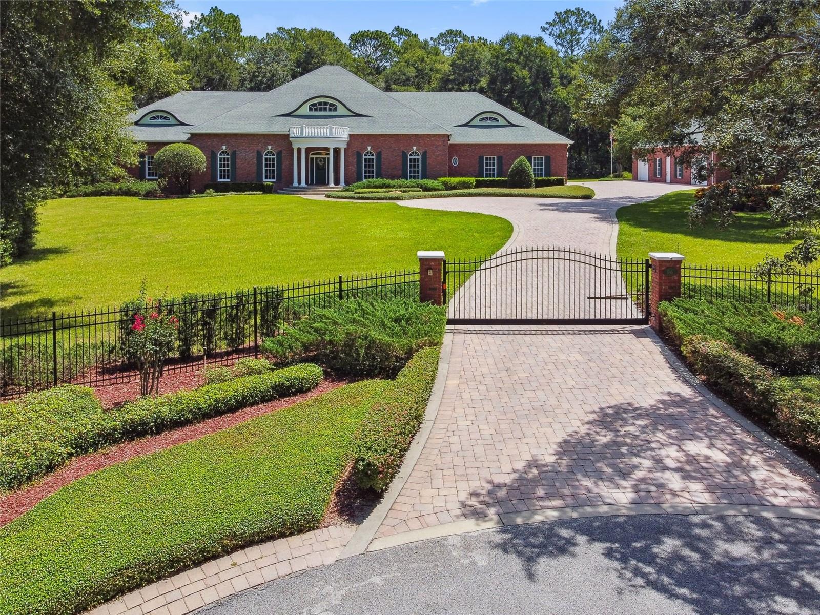 1745 TAYLOR WOODS RD