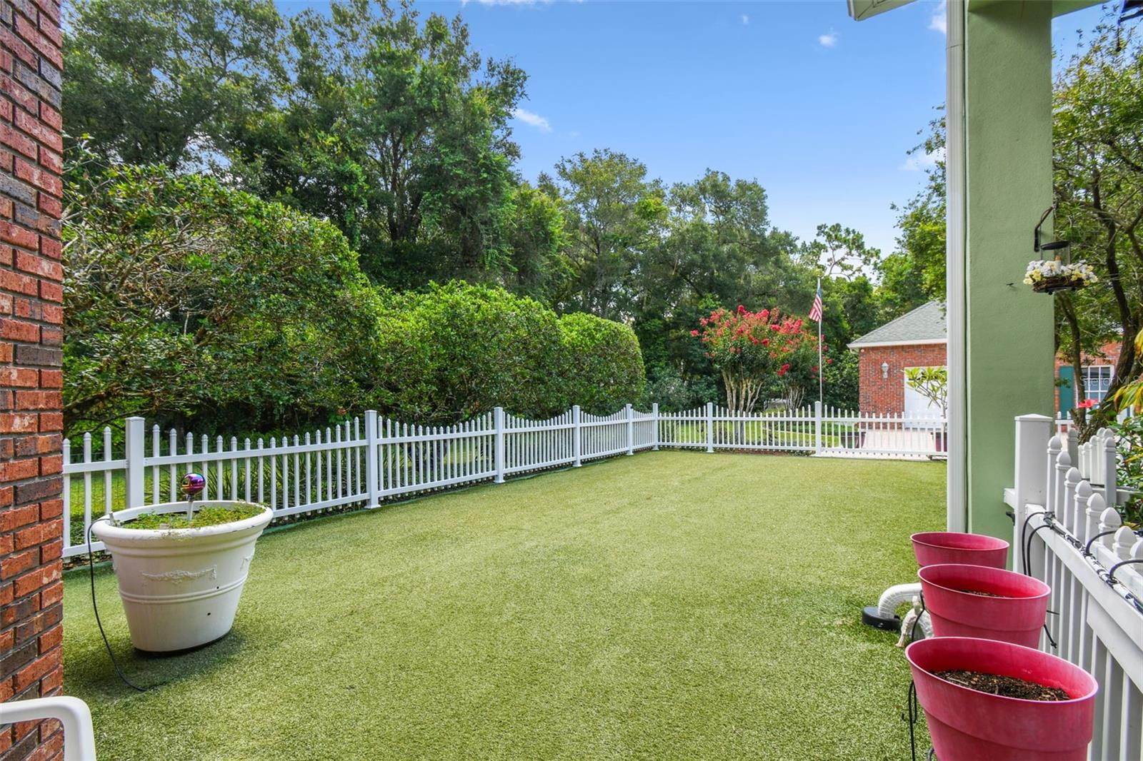 1745 TAYLOR WOODS RD