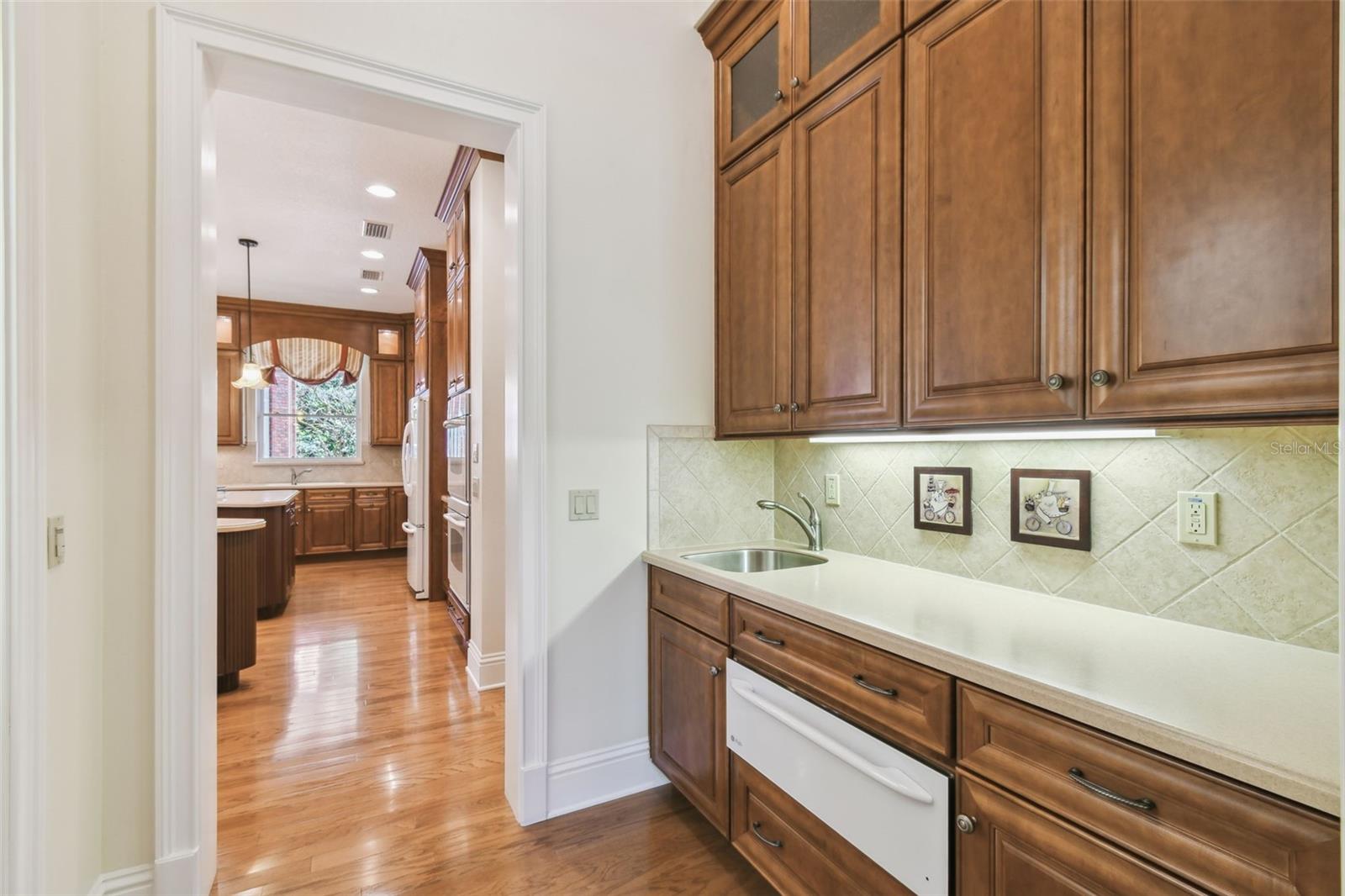 1745 TAYLOR WOODS RD