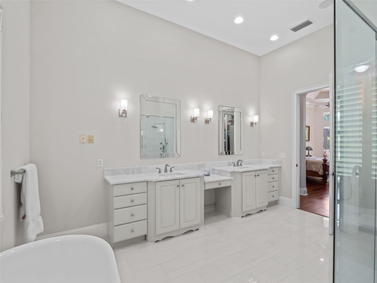 7725 FLEMINGWOOD CT