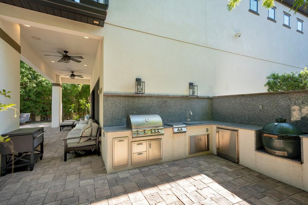 8364 VIA VITTORIA WAY