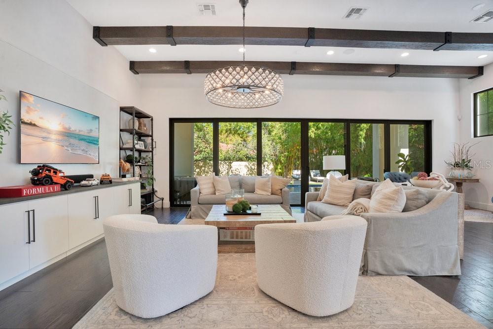 8364 VIA VITTORIA WAY