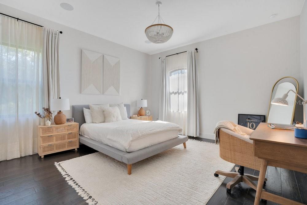 8364 VIA VITTORIA WAY