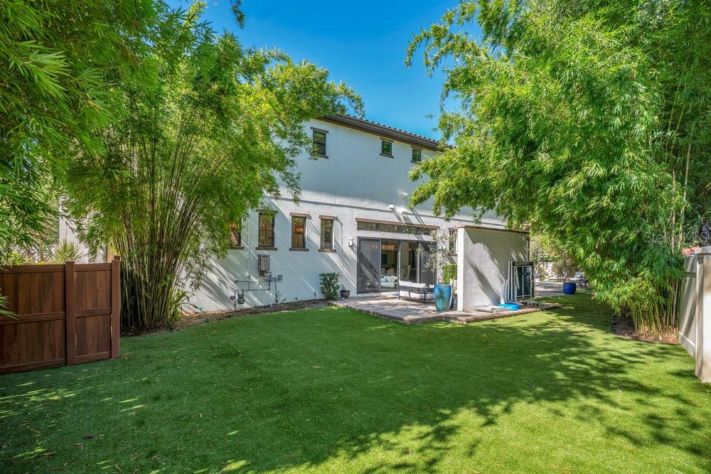 8364 VIA VITTORIA WAY