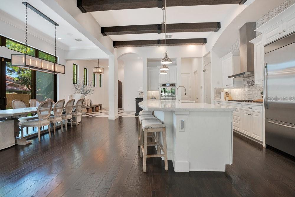 8364 VIA VITTORIA WAY