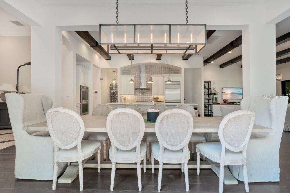 8364 VIA VITTORIA WAY