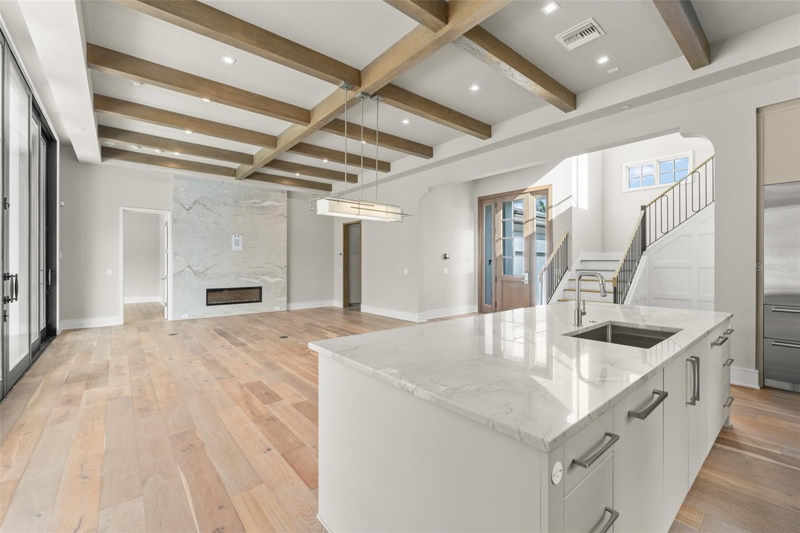 4162 GRANDE BRICK LOOP #27