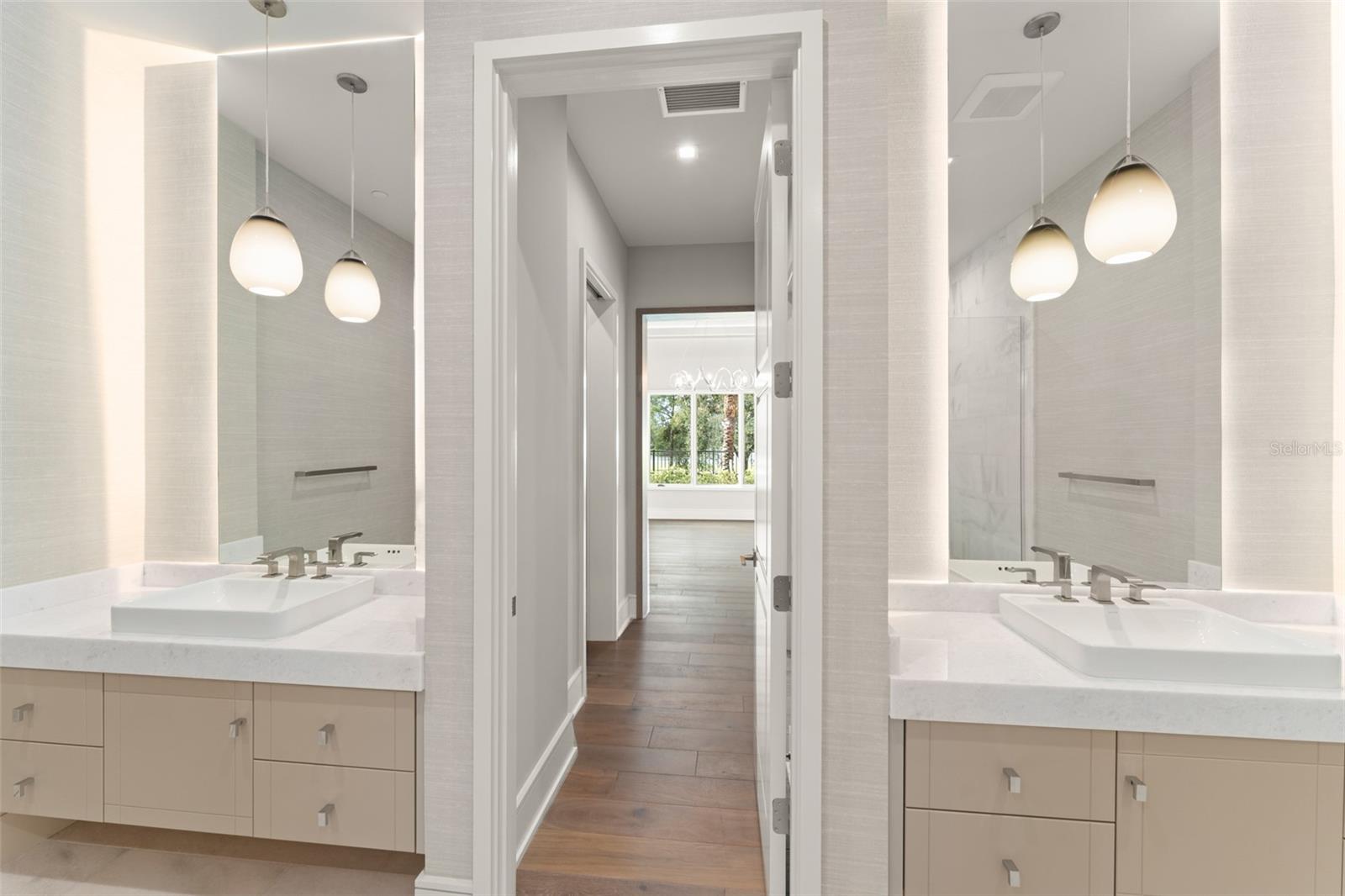 4162 GRANDE BRICK LOOP #27