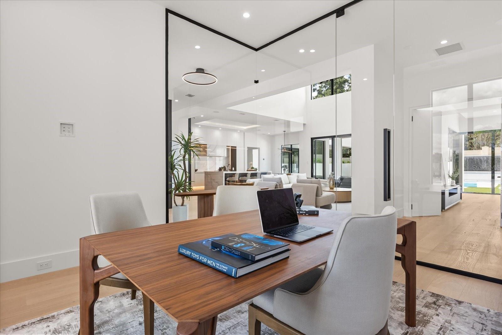 1003 DOWN RESERVE CT