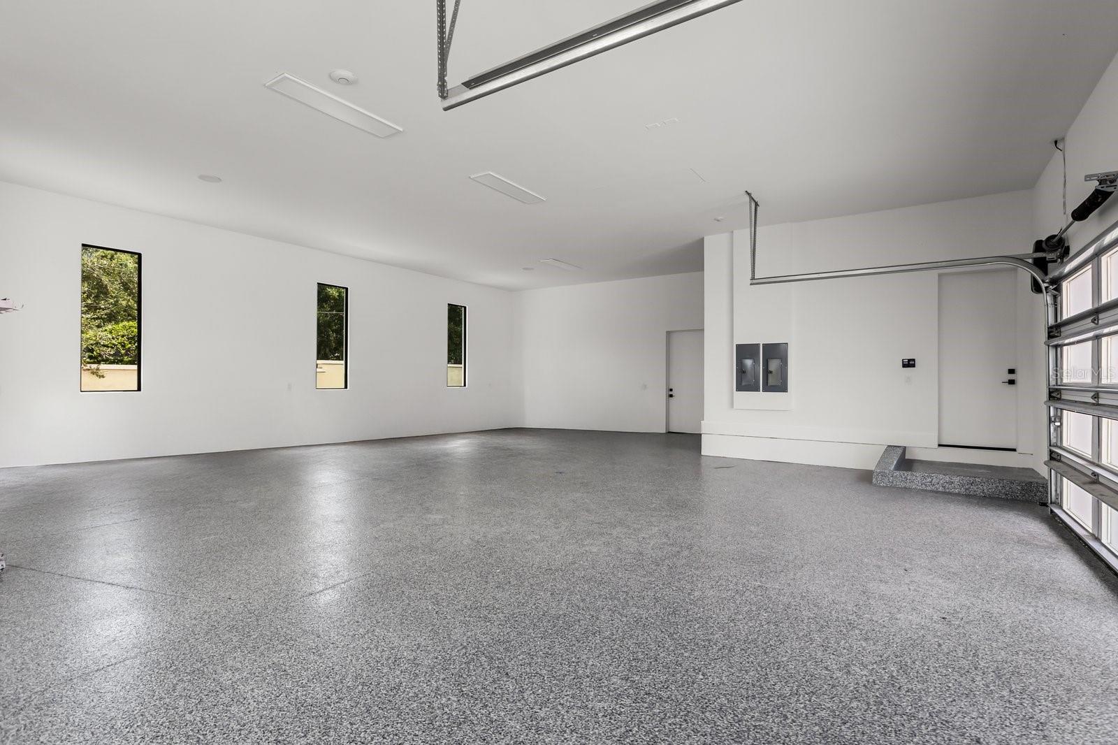 1003 DOWN RESERVE CT