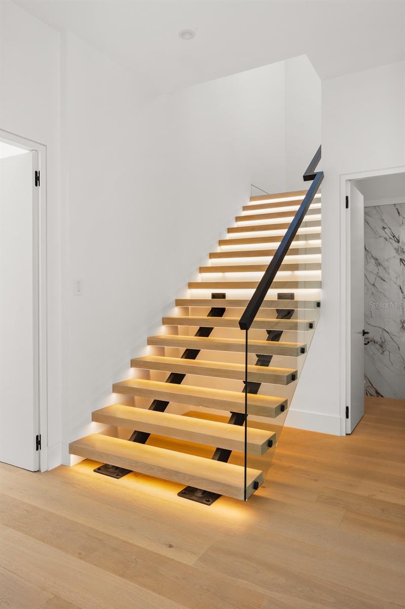 1003 DOWN RESERVE CT