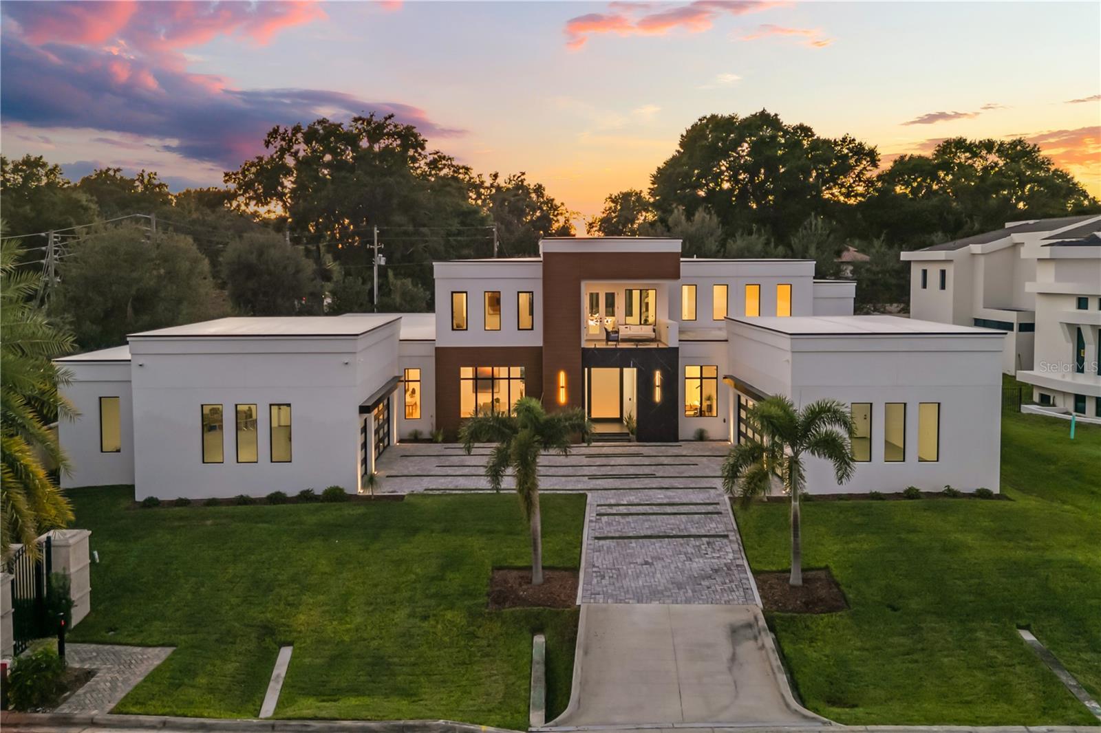 1003 DOWN RESERVE CT