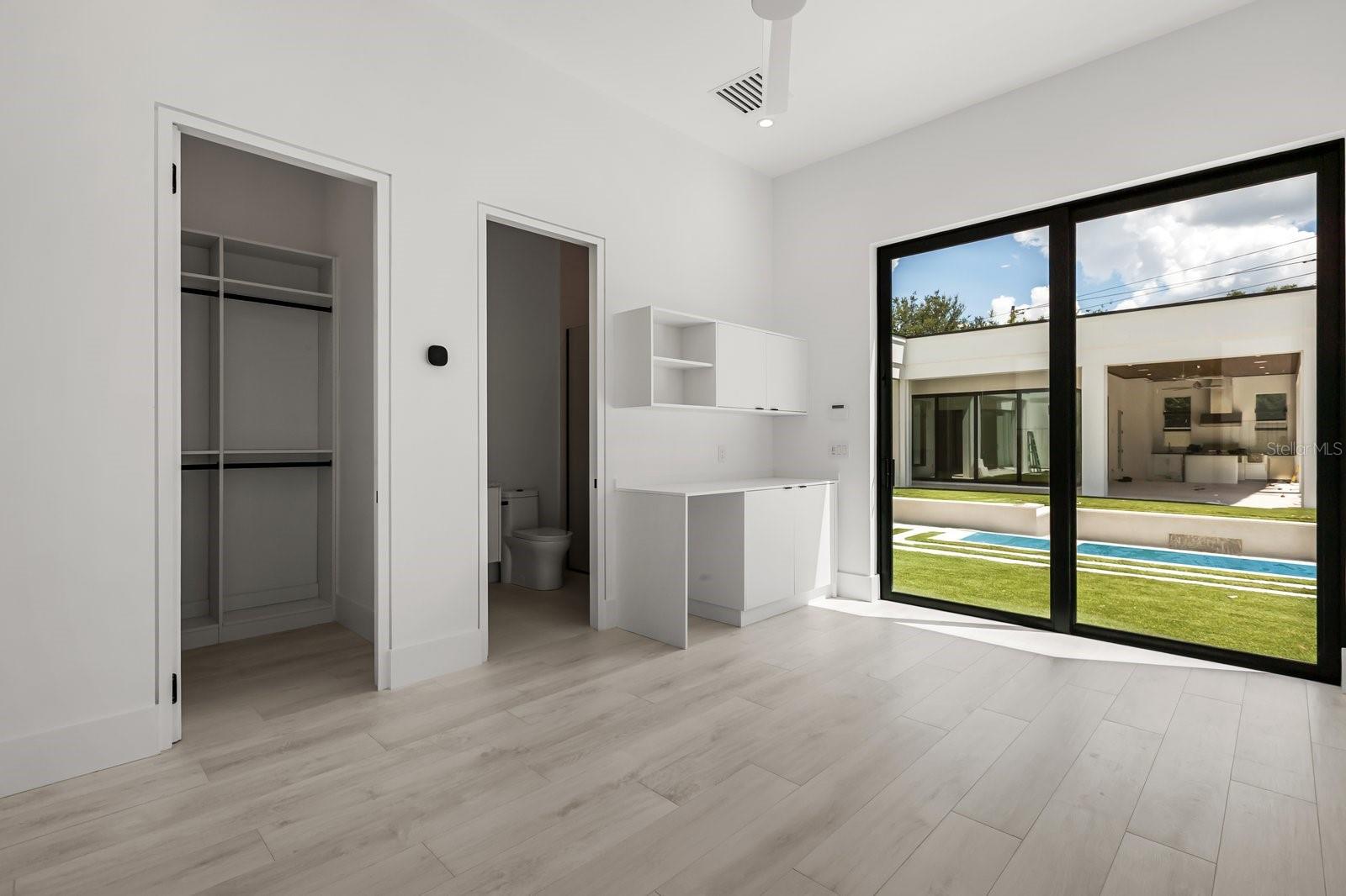 1003 DOWN RESERVE CT