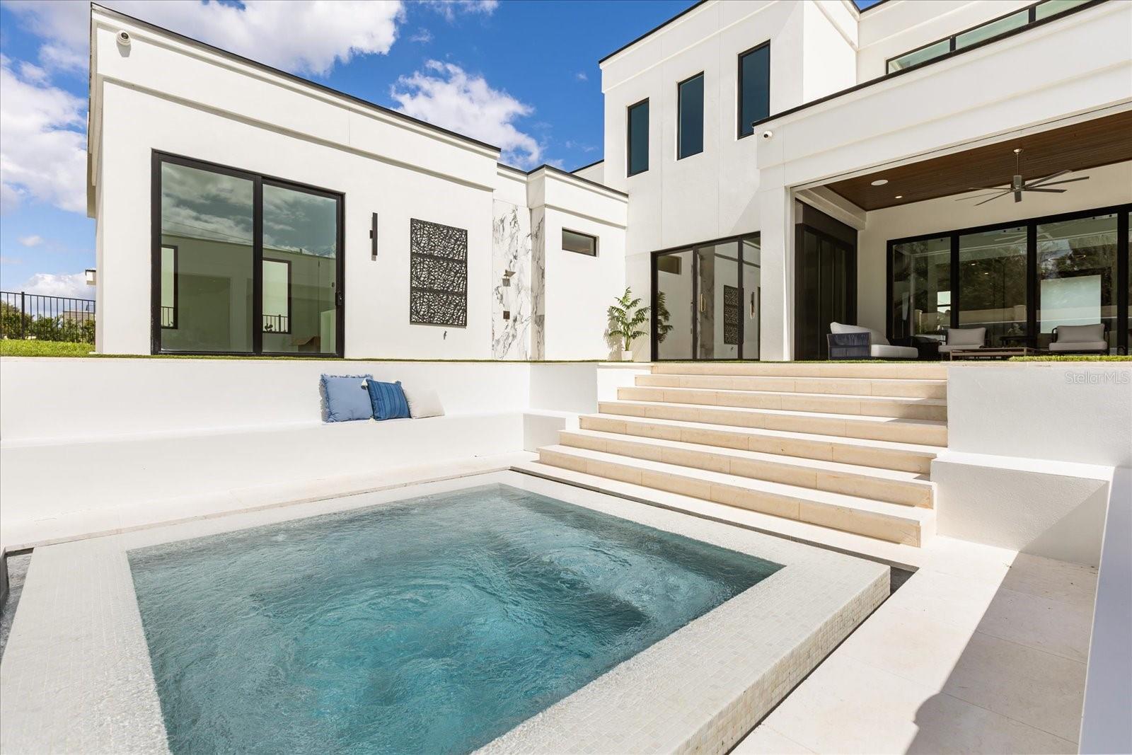 1003 DOWN RESERVE CT