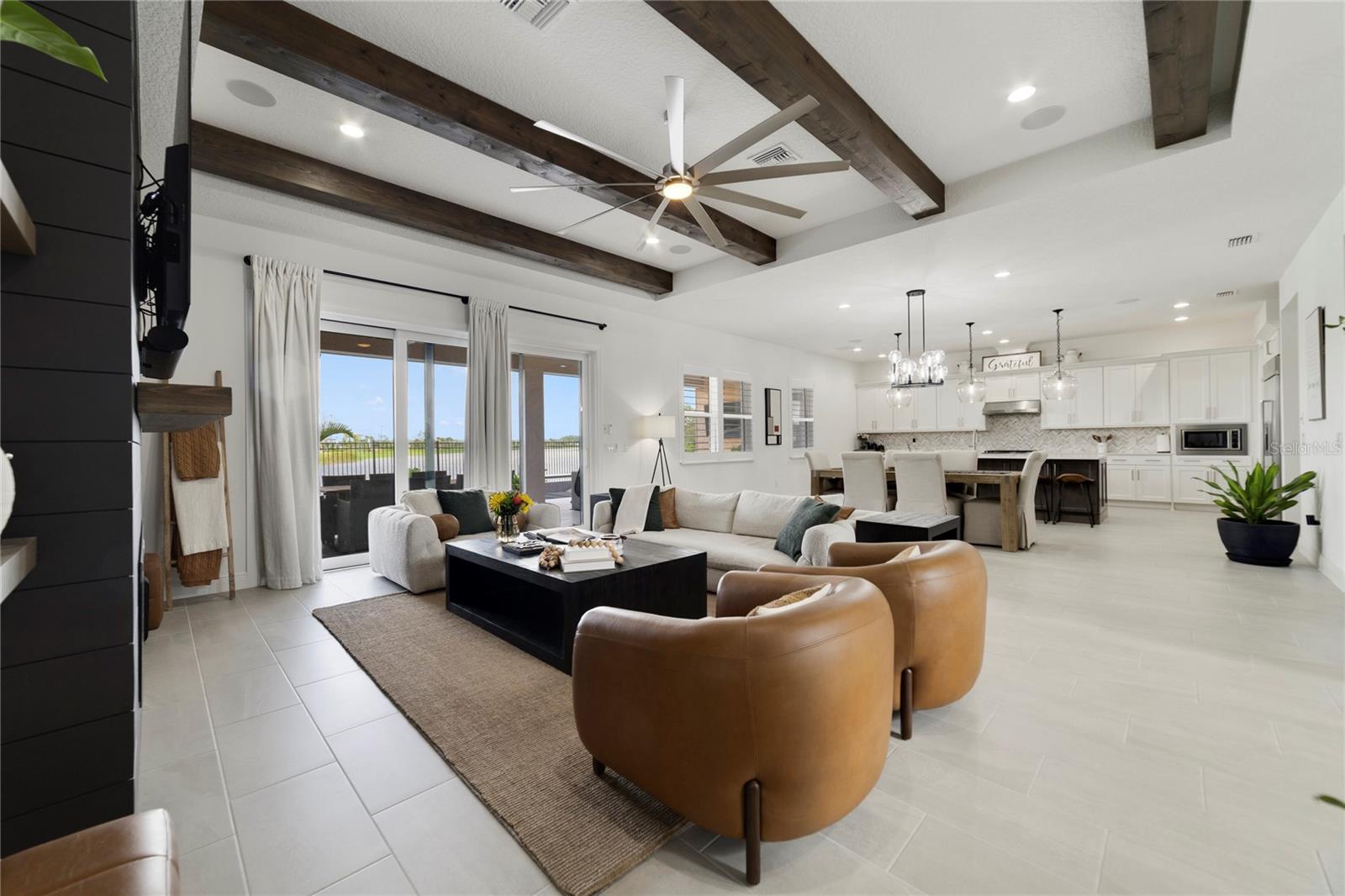 9652 ENGLISH LAUREL CT