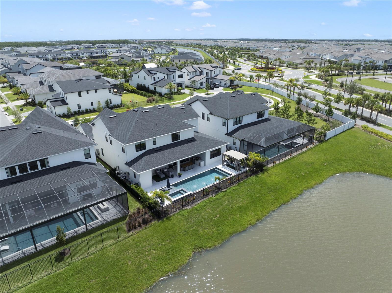 9652 ENGLISH LAUREL CT