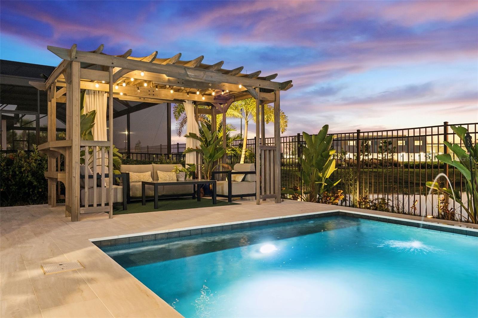 9652 ENGLISH LAUREL CT