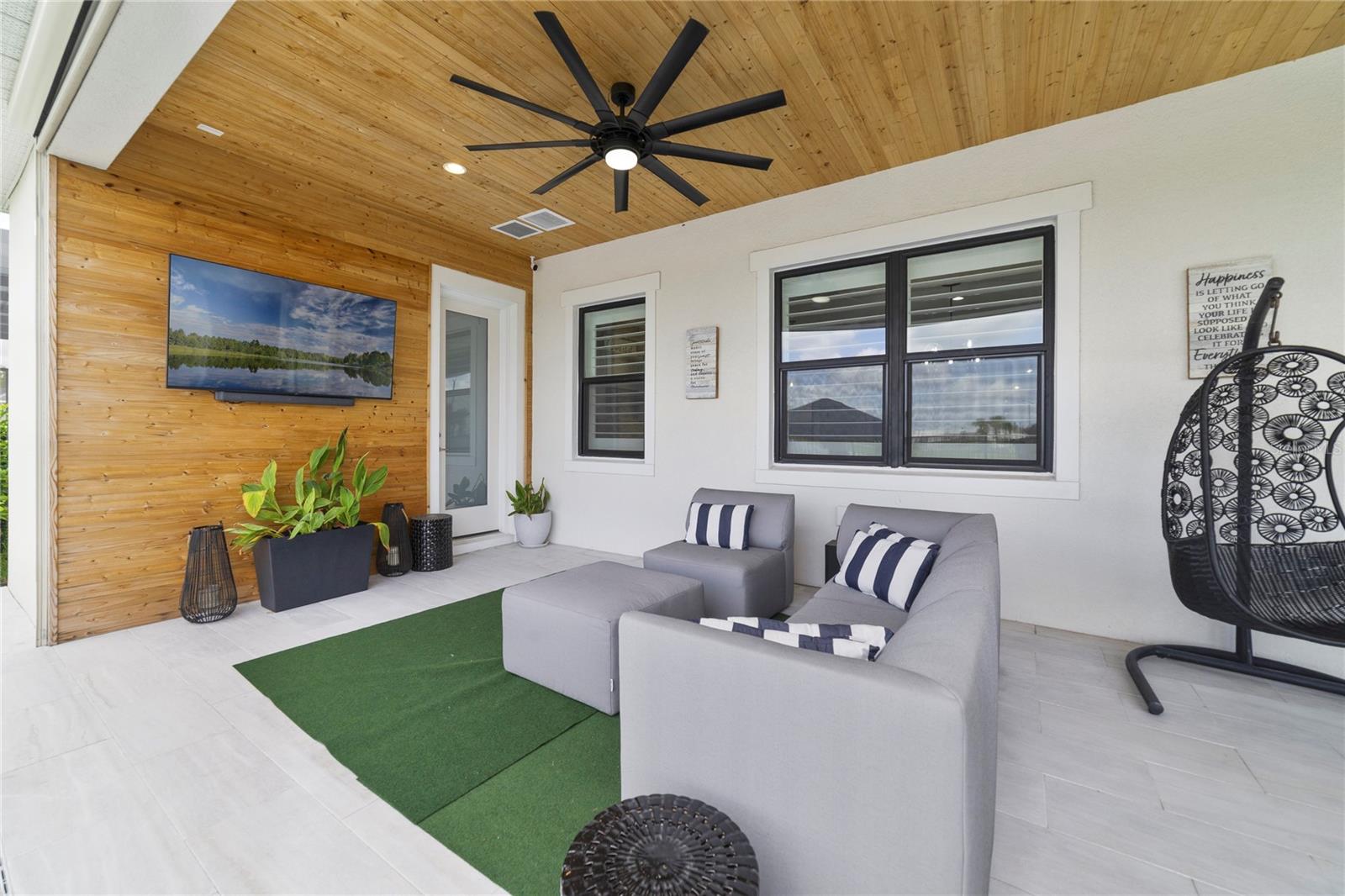 9652 ENGLISH LAUREL CT