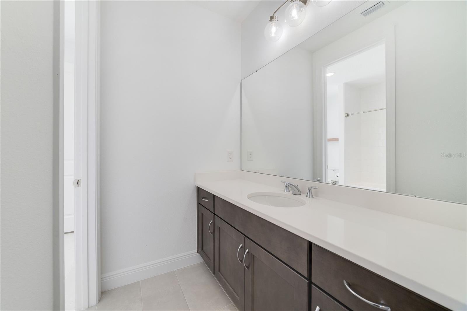 9652 ENGLISH LAUREL CT