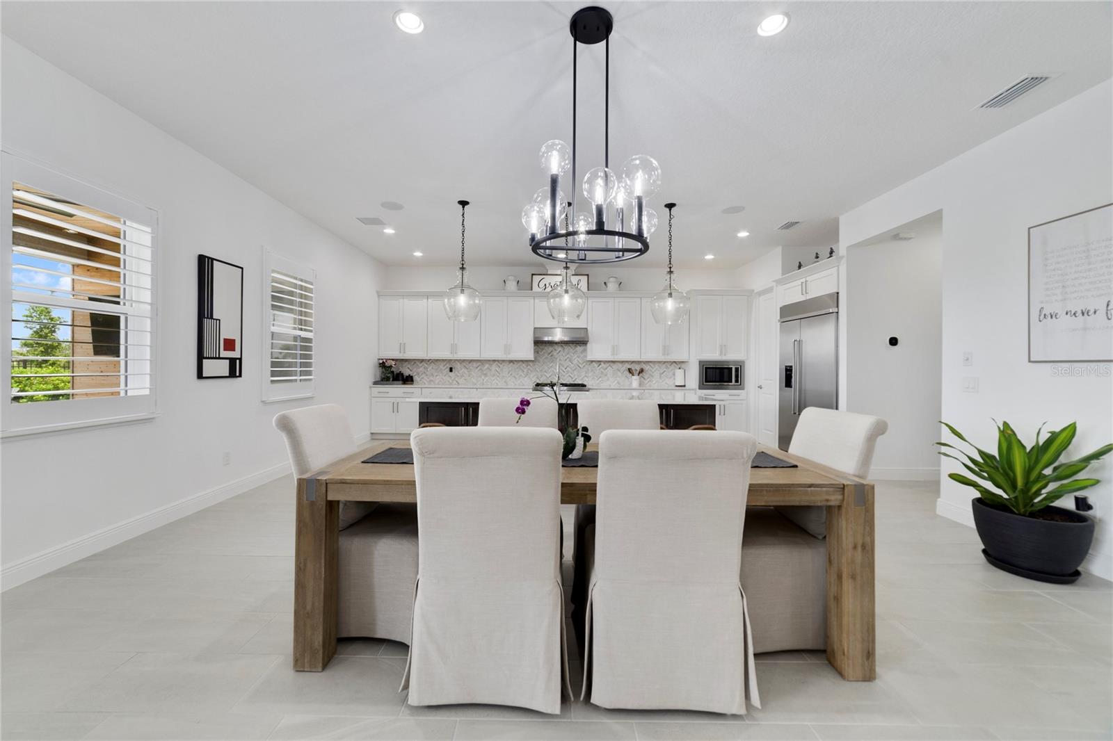 9652 ENGLISH LAUREL CT