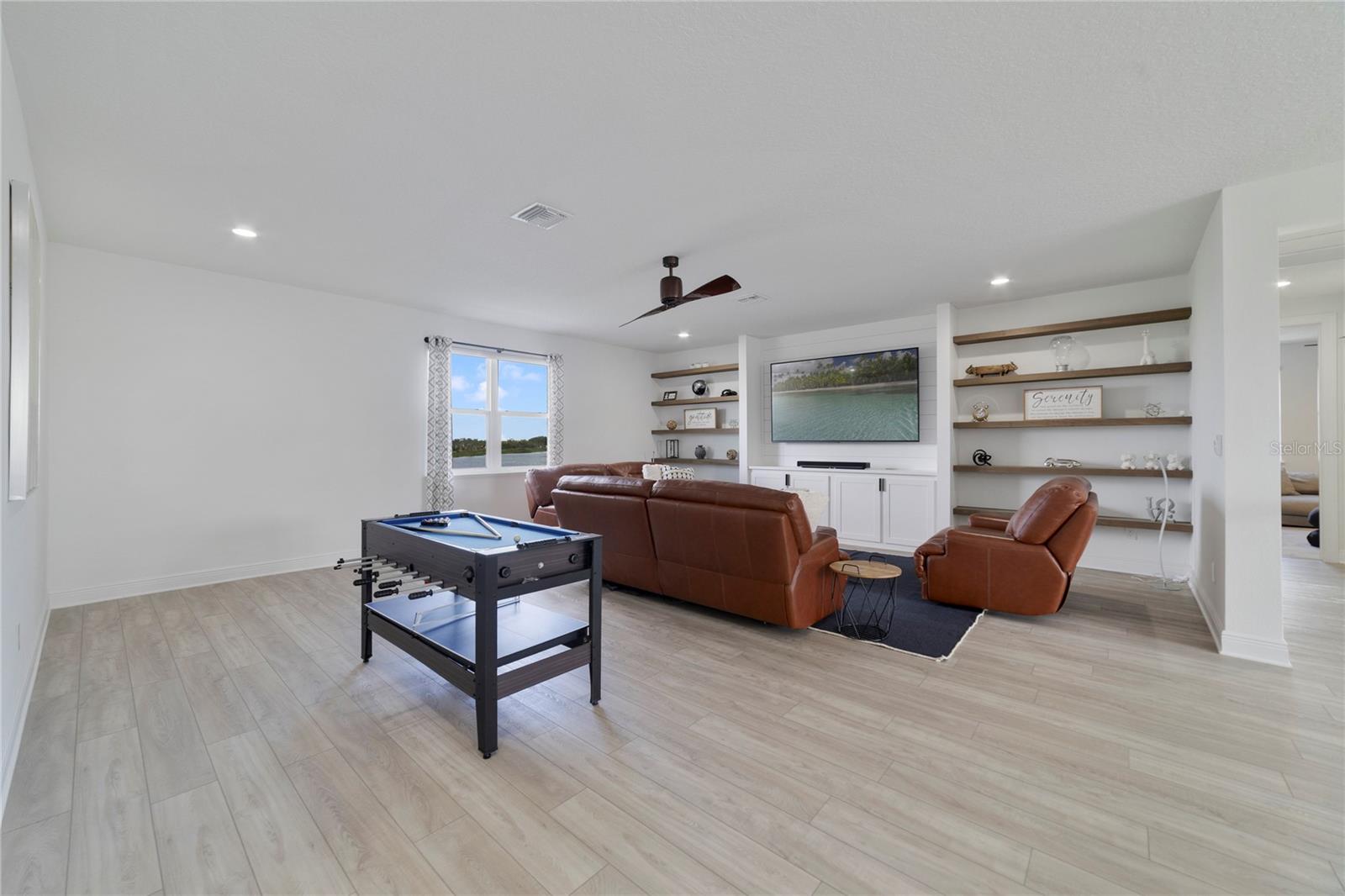 9652 ENGLISH LAUREL CT