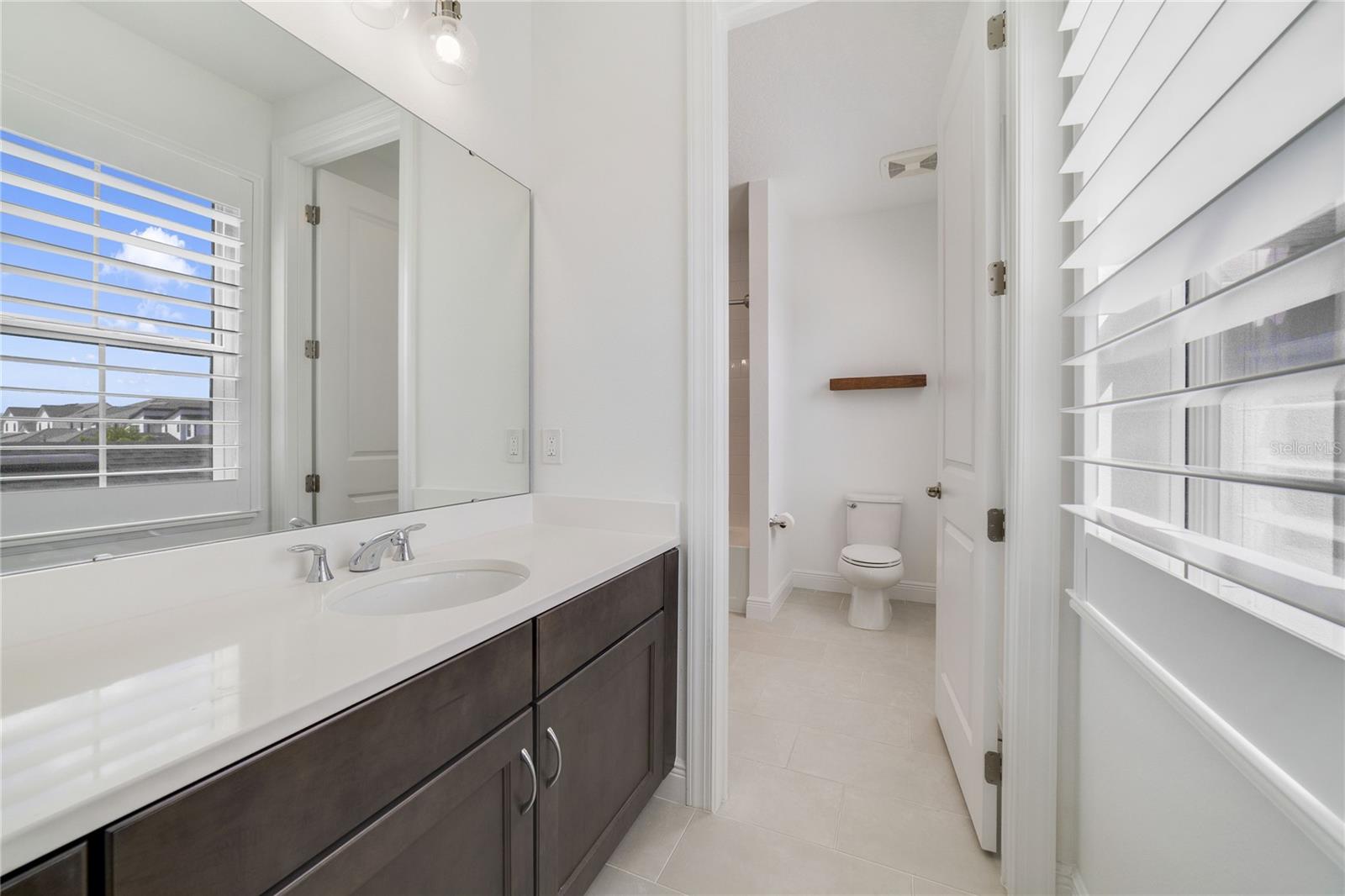 9652 ENGLISH LAUREL CT