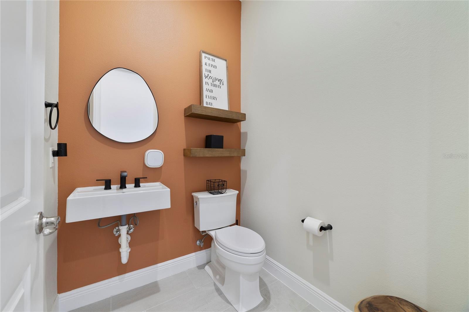 9652 ENGLISH LAUREL CT